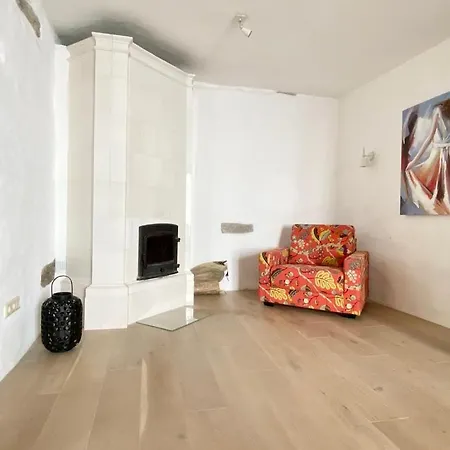 Old Town Lai Street With Private Parking Apartment